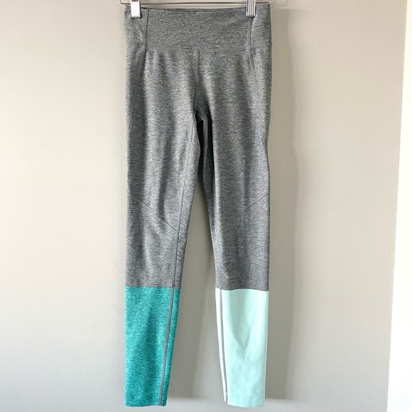 Outdoor Voices 7/8 Dipped Legging Size XS - Picture 10 of 10